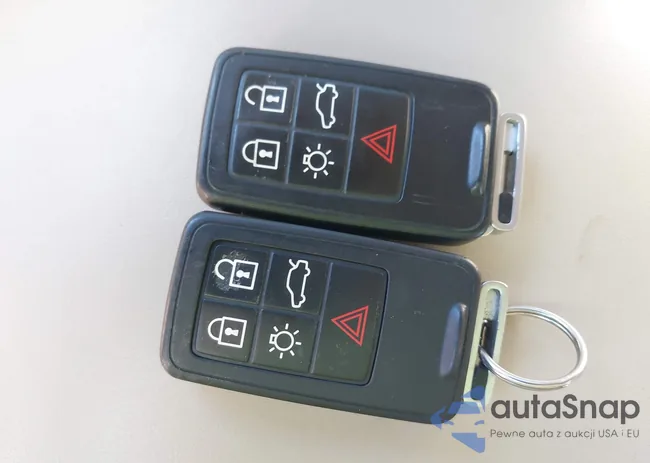 YV4BZ982X91059375: 43120617