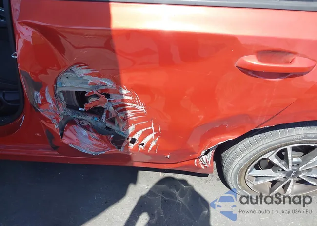 3KPF24AD6PE646786: 43120626