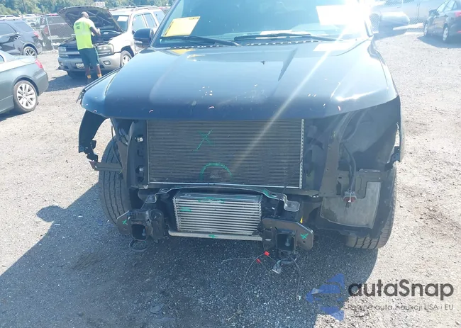 1FMJK2AT0NEA41639: 43119692