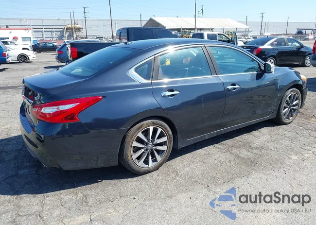 1N4AL3AP1HC227786: 43119915