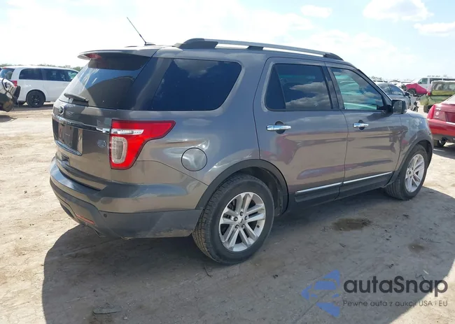 1FMHK7D82CGA16701: 43119916