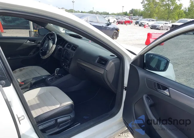 3VWD17AJ9GM253742: 43119953