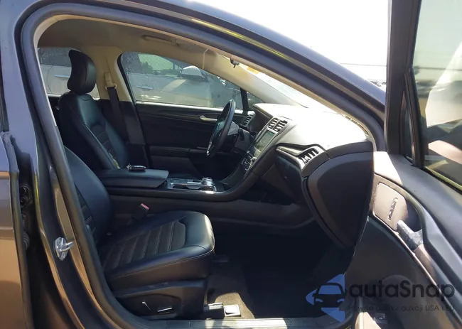 3FA6P0HD0JR157547: 43119979