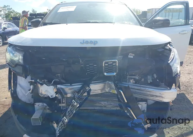 3C4NJDCN8ST555673: 43120031