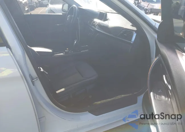 WBA8A9C57GK618763: 43121276