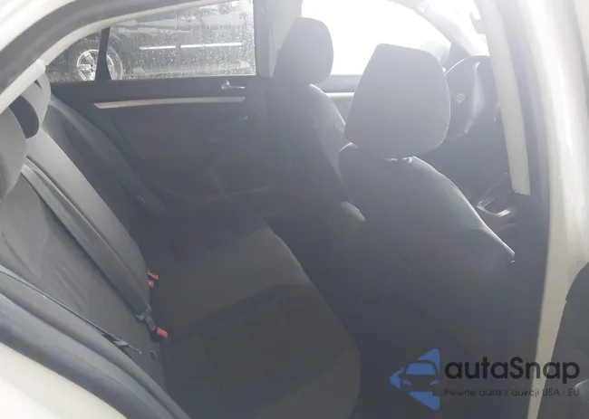 3VWJM71K79M077036: 43121330