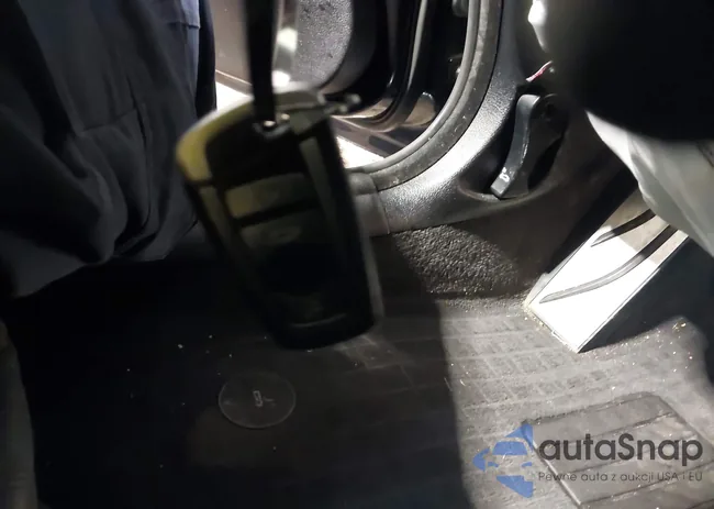 WBA4B1C52FD418373: 43121351