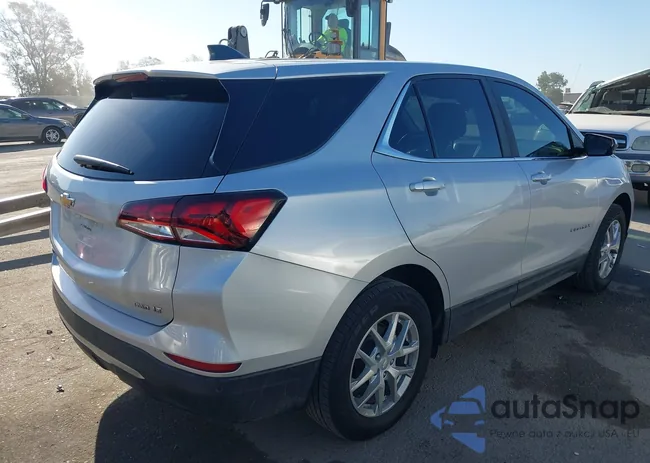 2GNAXTEV9N6141578: 43121361