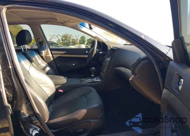 JN1CV6AR1DM755853: 43121496