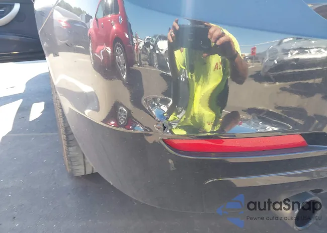 WBA3B1C58FK141526: 43121567