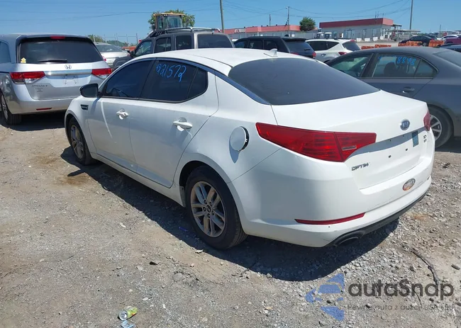 KNAGM4A73B5078619: 43121572