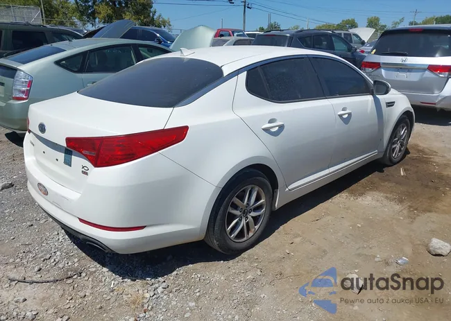 KNAGM4A73B5078619: 43121572