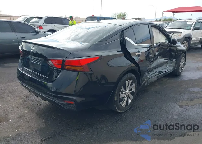 1N4BL4BV7KC192427: 43121611