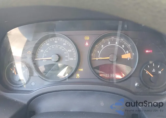 1C4NJDBB8HD138236: 43120856