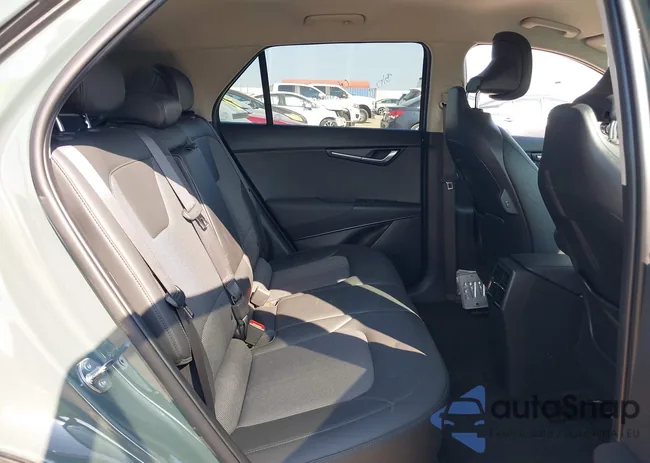 KNDCR3L10R5108384: 43120957