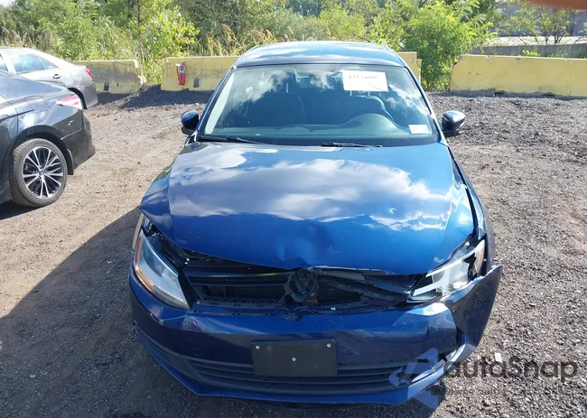 3VWDP7AJ3CM452679: 43121007