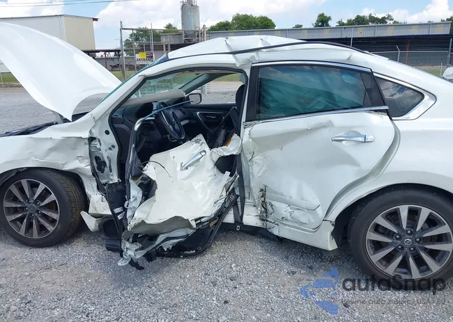 1N4AL3AP8HC137258: 43122092