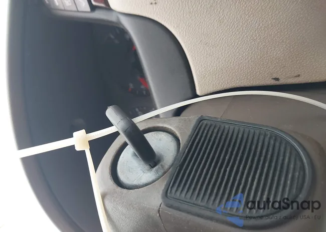 2G1WB58K789251079: 43122103