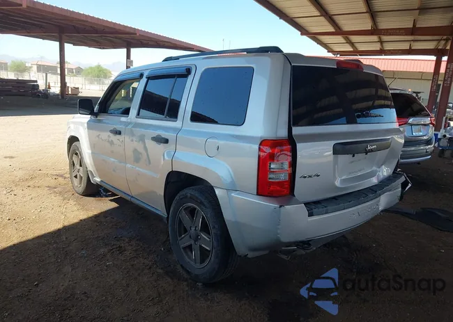 1J4FF28B49D249993: 43122104