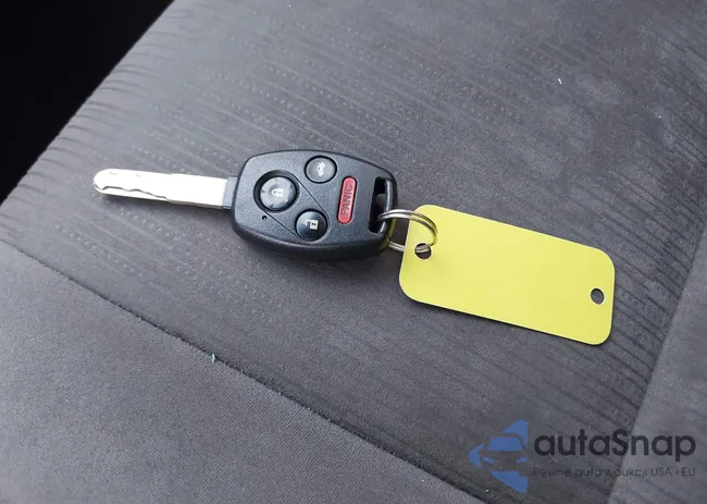 1HGCP2F35CA165905: 43122143