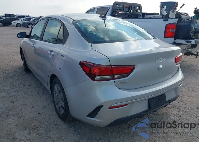 3KPA24ADXPE581256: 43122238