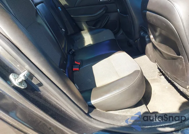 1G11E5SA3DF270358: 43122244