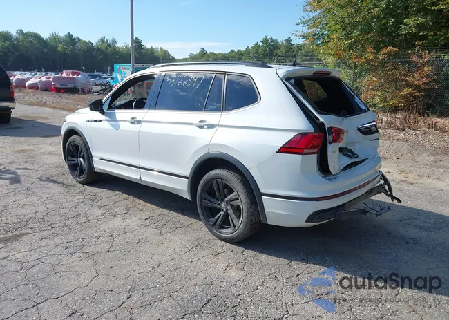 3VV8B7AX6PM108990: 43122347