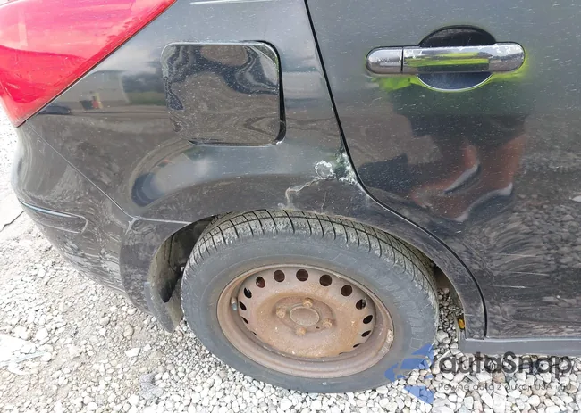 3N1BC13E49L373980: 43122395