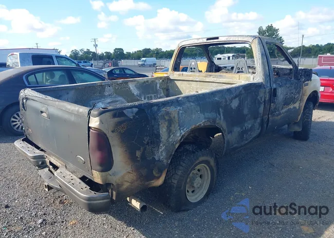 1FTNF21L83EC06408: 43122474