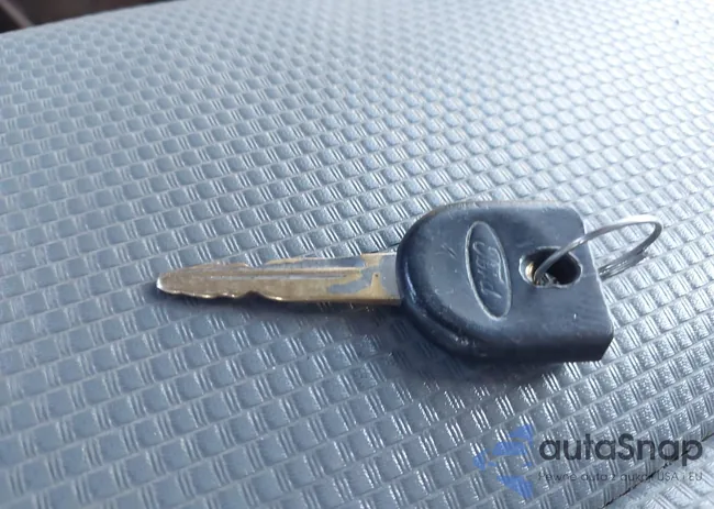 1FTMF1EM2CKD48411: 43122512