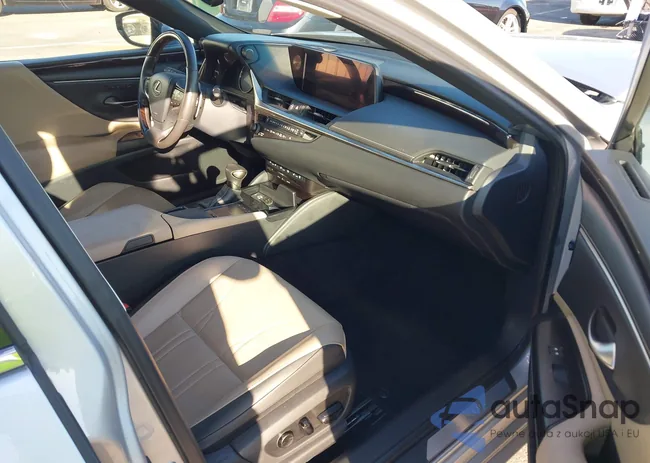 58ABZ1B12KU017943: 43122585