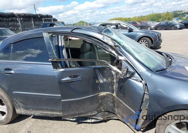 JH4KB166X8C001072: 43122628