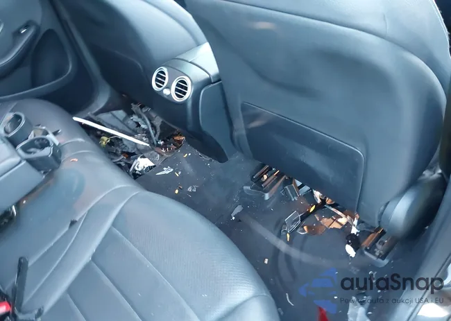 W1N0G8EB2MF958752: 43122630