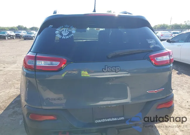 1C4PJMBS8EW276495: 43121738