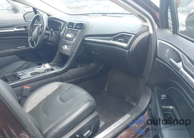 3FA6P0SU4KR168769: 43121757