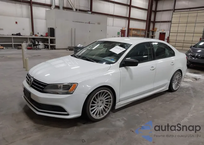 3VWD17AJ3FM296049: 43121763