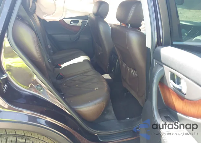 JN8CS1MW5EM411846: 43121809