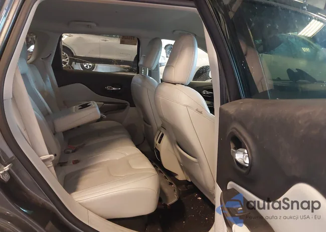 1C4PJMDN5KD460906: 43121825