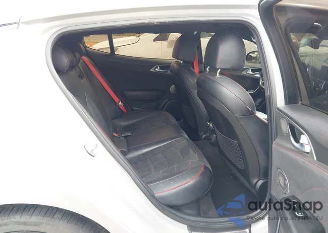 KNAE35LC9P6125812: 43121827