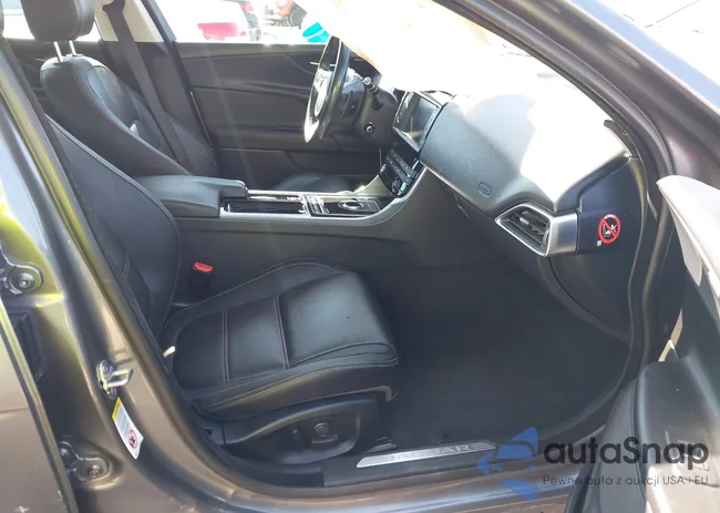 SAJAE4FX6JCP35892: 43121861