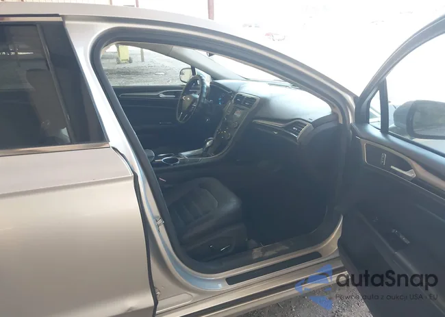 3FA6P0HRXDR255128: 43121864