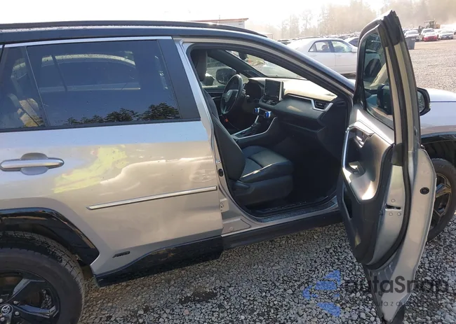 4T3EWRFV2LU004465: 43121876