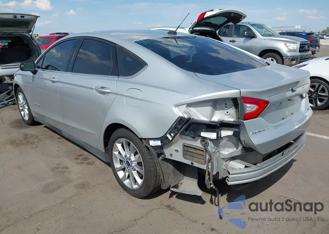 3FA6P0UU1FR106345: 43121982