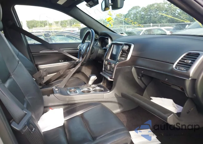 1C4RJFBG2JC509184: 43122053