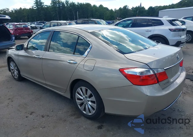 1HGCR2F75FA242967: 43122086