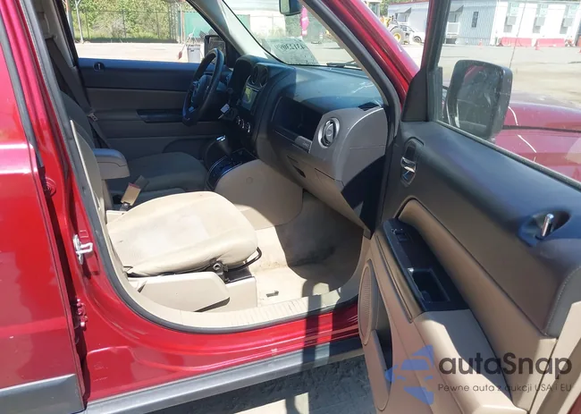 1C4NJPBB0GD562414: 43123099