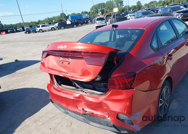 3KPF24AD6NE451008: 43123151