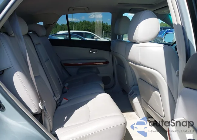 2T2HK31U48C073563: 43123231