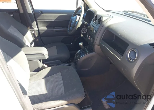 1C4NJPBA8ED703749: 43123334