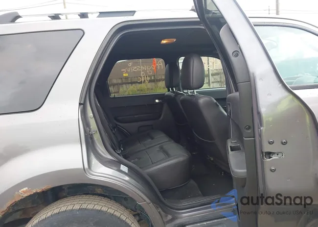 1FMCU9EG5AKB79732: 43123382